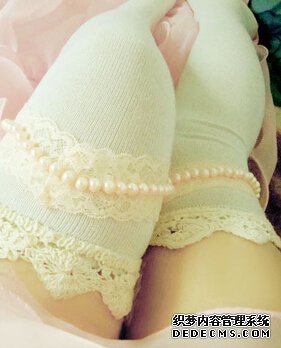 【背德的丝袜】(全）